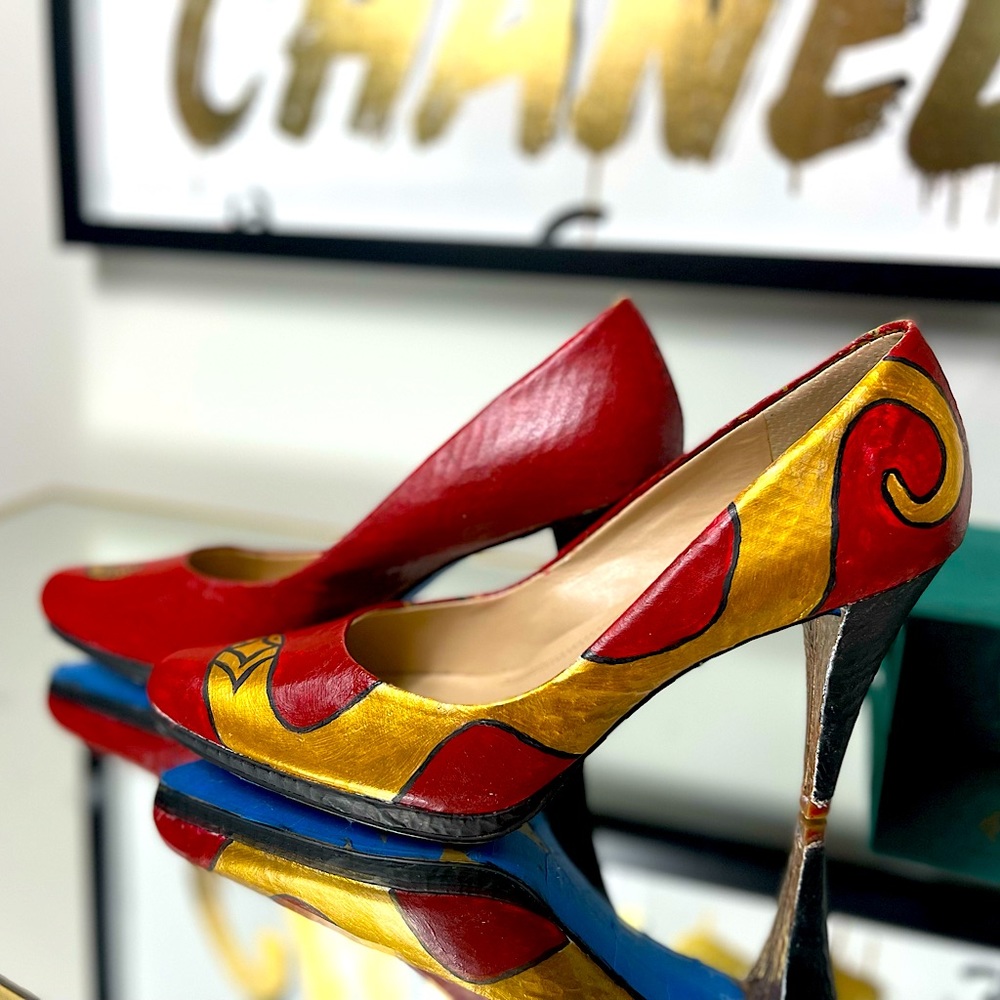 Custom Hand Painted Ellen Tracy Snake Heels 👠 🐍